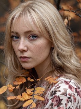 AndreaV2 autumn portrait video