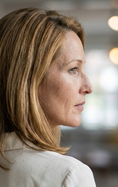 Laura30s profile portrait